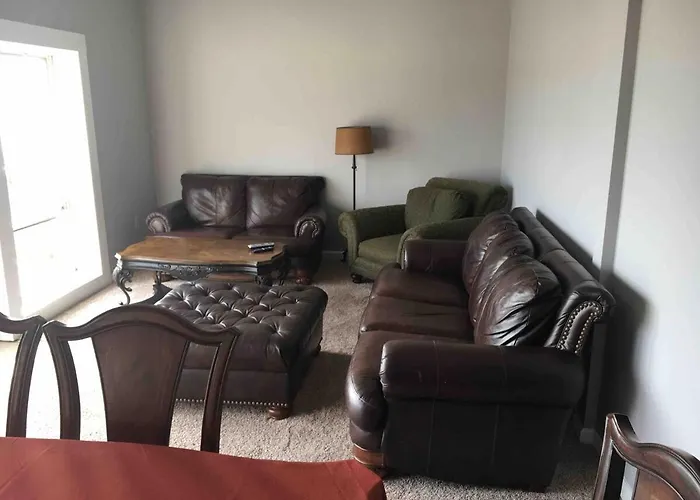 Riverview Loft! Downtown